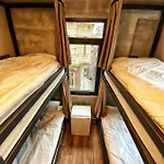 Hostel Nomad Karakoey *