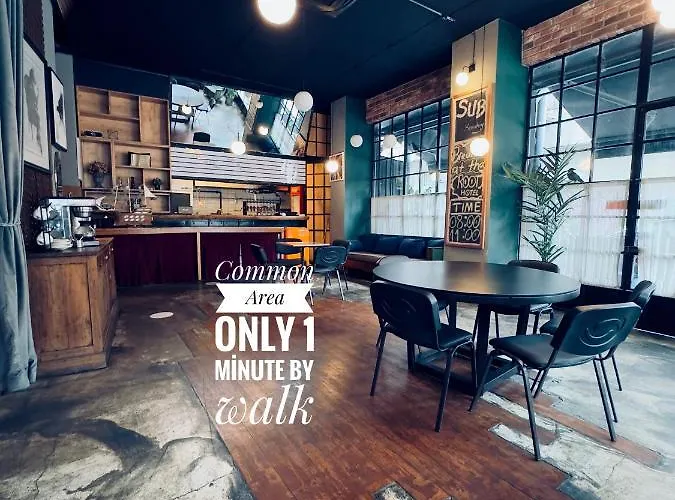 Nomad Karakoey Хостел *