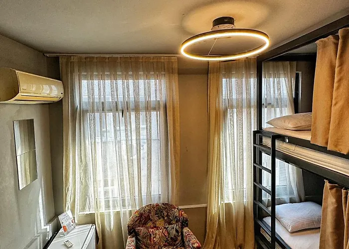 Хостел Nomad Karakoey Стамбул