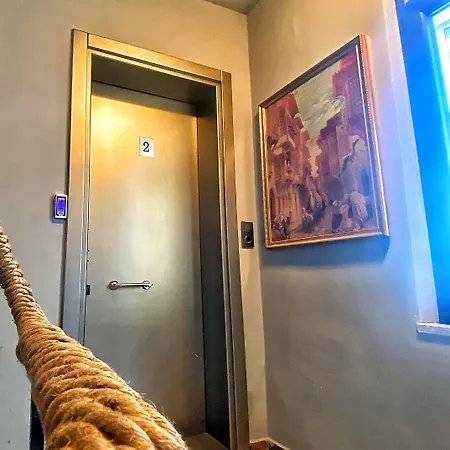 Nomad Karakoey ホステル *