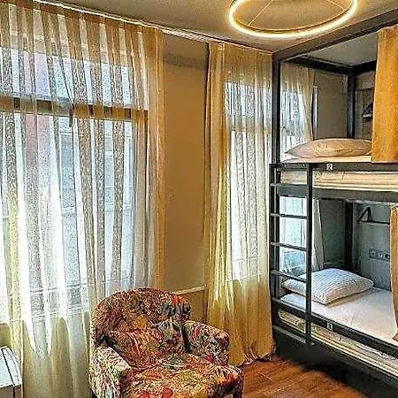 旅馆 Nomad Karakoey *