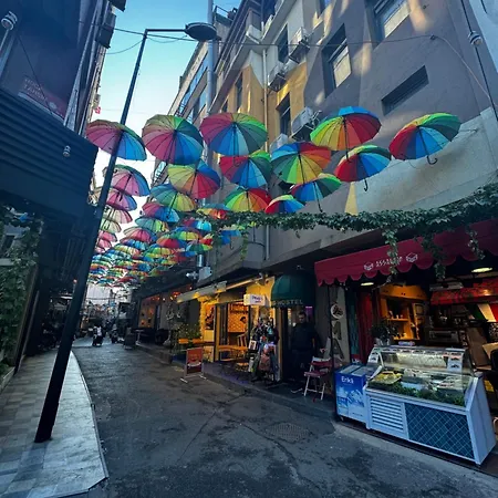 Nomad Karakoey Хостел